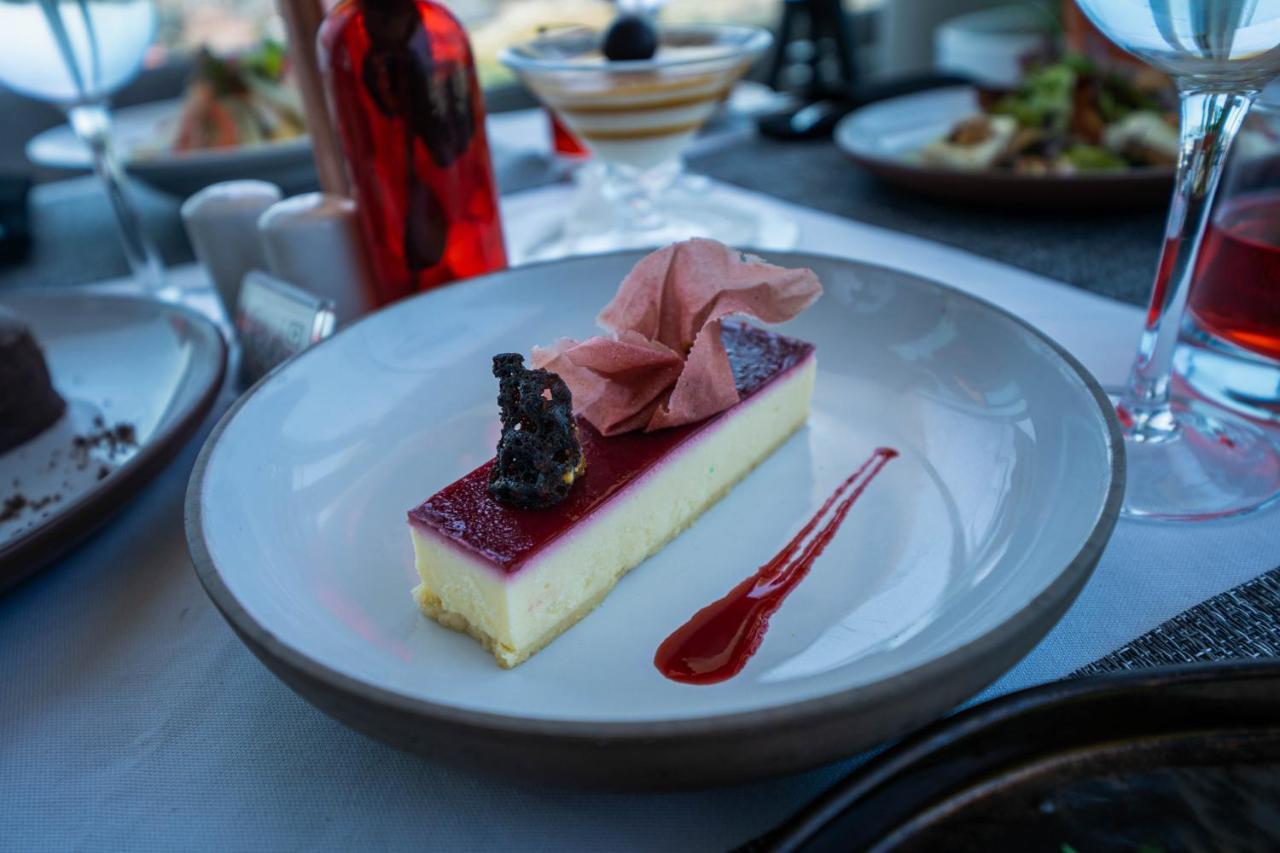 Mandarin Palace Hotel & Spa Tanger Exterior foto A cheesecake